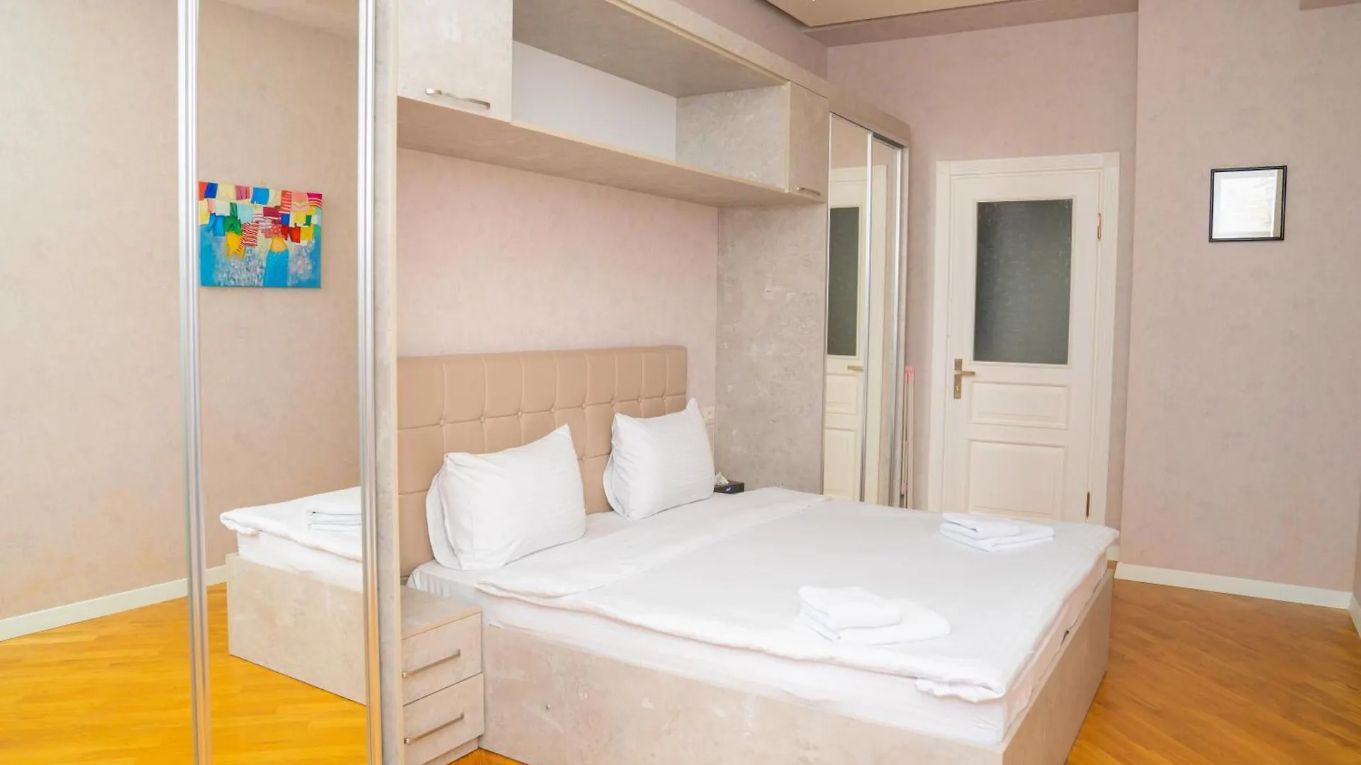 Sunday Hotel & Apartments Bakú 0*,  Azerbaiyán