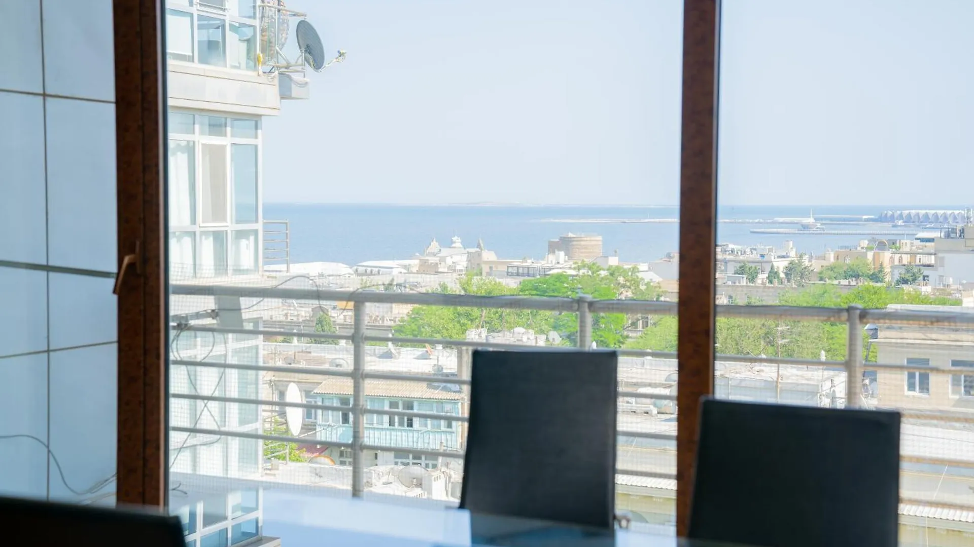 Sunday Hotel & Apartments 바쿠